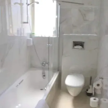 Allegro Hotel 3*