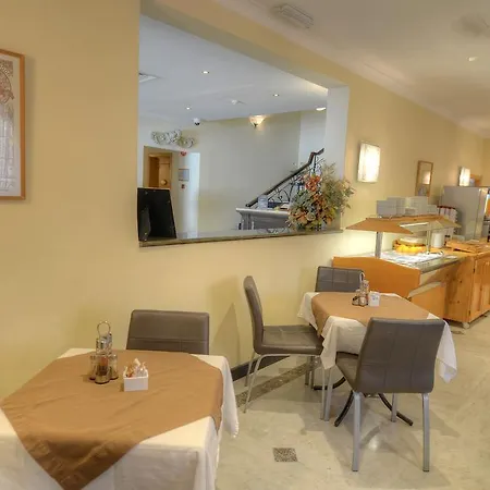 Hotel Allegro
